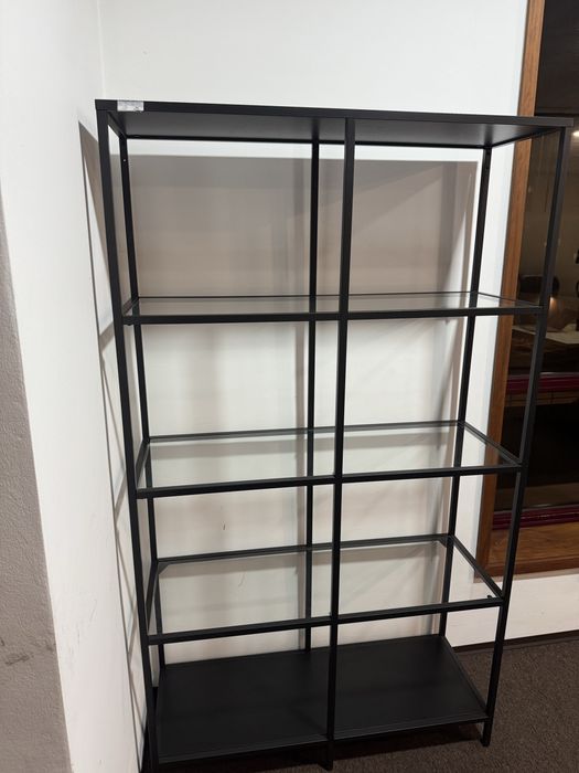 Estante para sala ou quarto