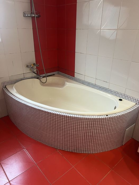 Продам ванну акрілову+карказ