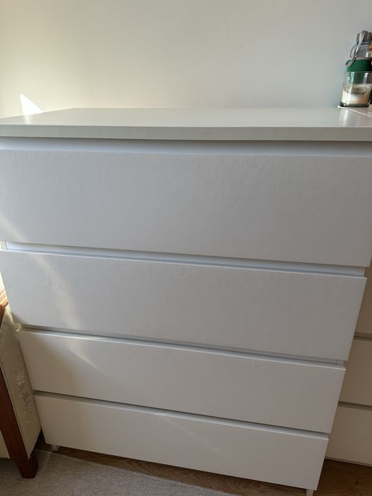 Comoda MALM 4 gavetas