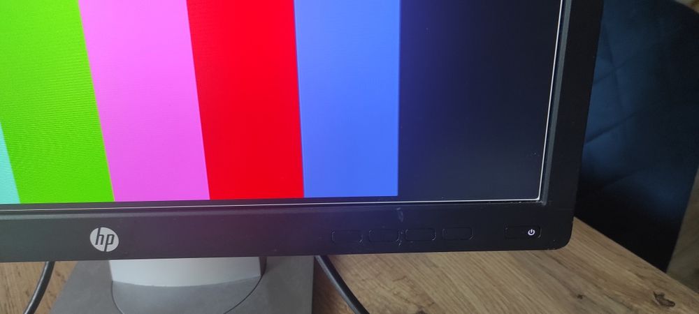 Monitor HP EliteDisplay E222 monitor 21,5" full HD HDMI DVI DP
