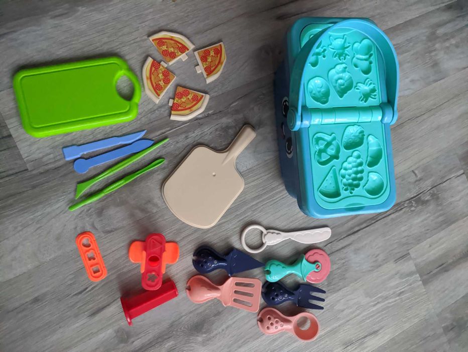 Іграшковий посуд продукти фастфуд піца печиво пікнік