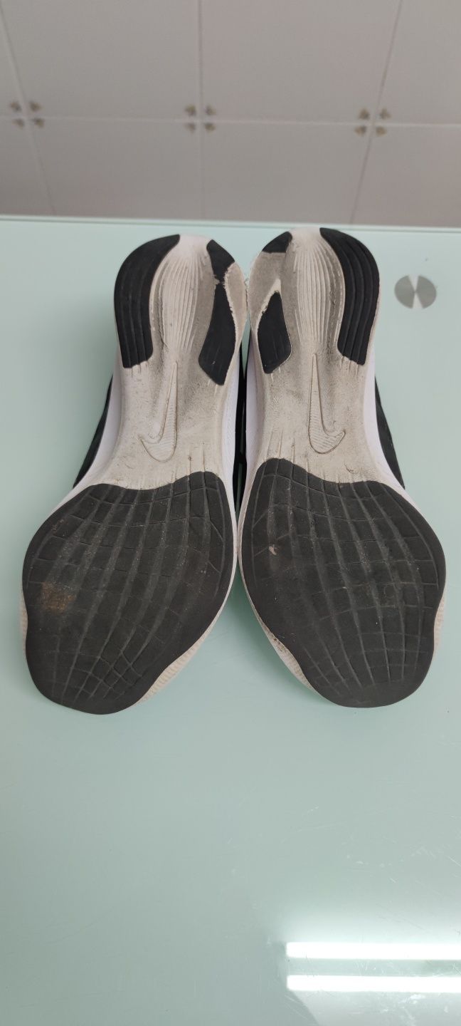 Tênis Nike Zoom Fly 3