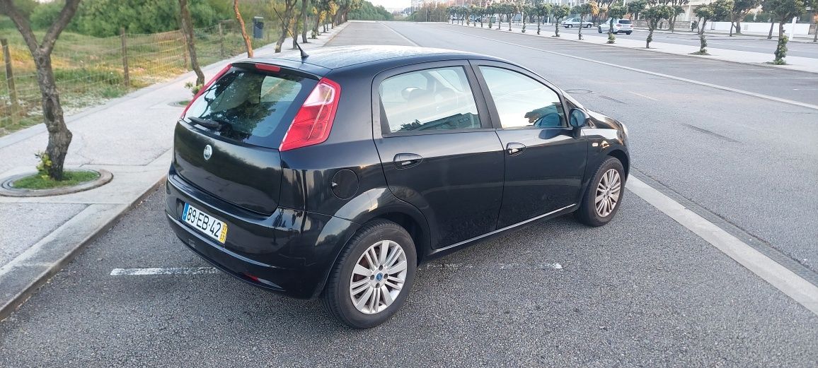 Fiat Grande Punto 1.3 Multijet CAIXA AUTOMÁTICA