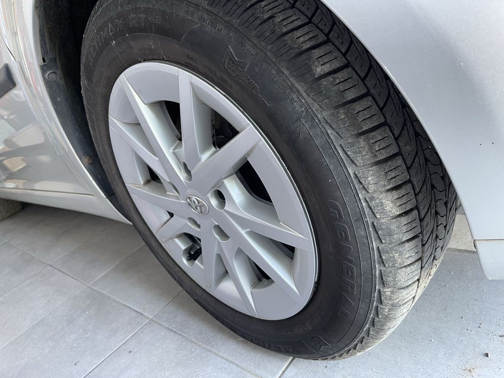 Toyota Corolla Verso 7 місць