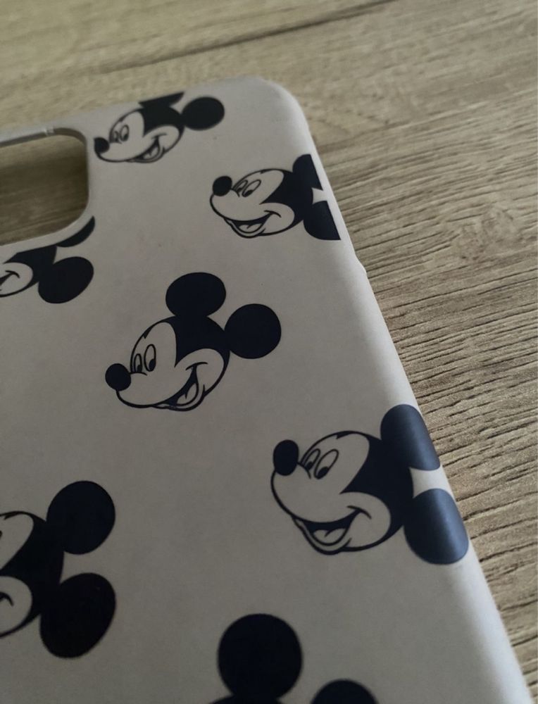 Etui-Case Iphone 11 plastikowe Disney