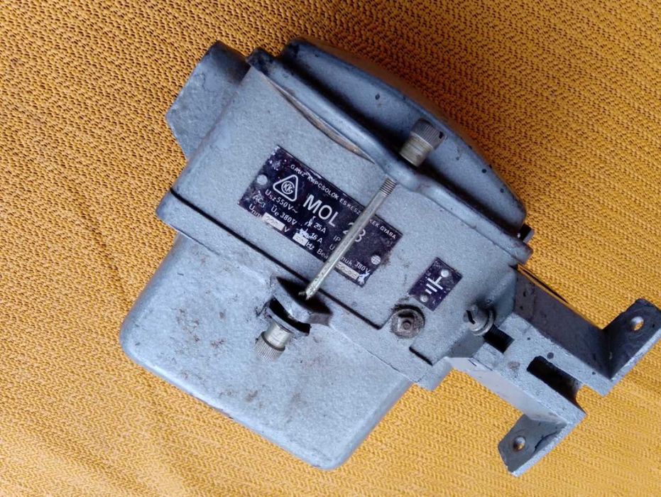 Wyłącznik olejowy GANZ MOL 28