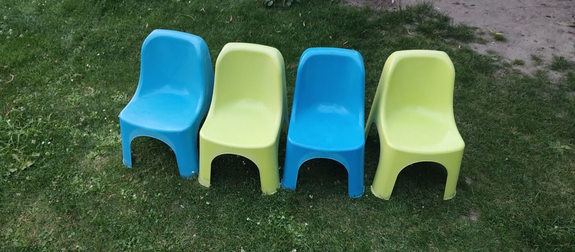 Krzesełka ogrodowe dziecięce