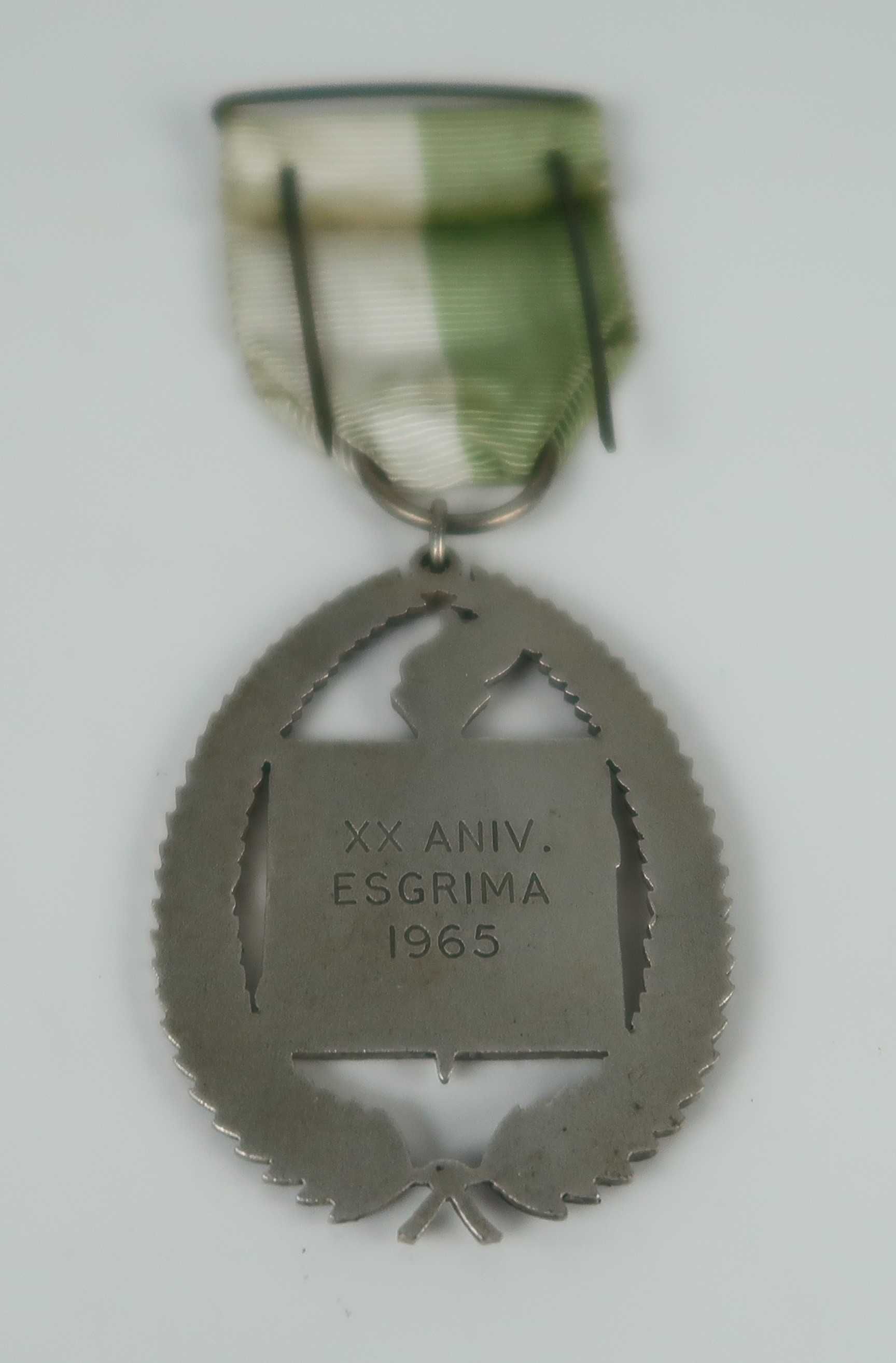 Rara medalha mocidade Portuguesa - 1965