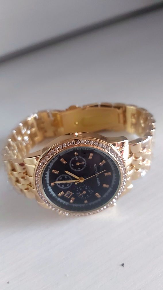 Наручные часы MICHAEL KORS