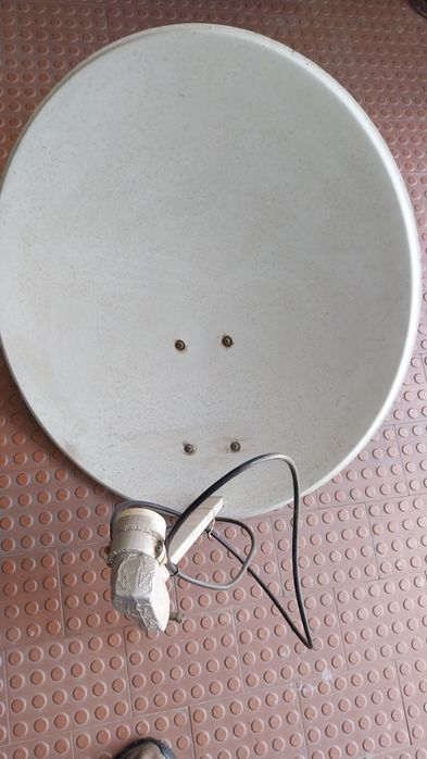 Antena satélite tv
