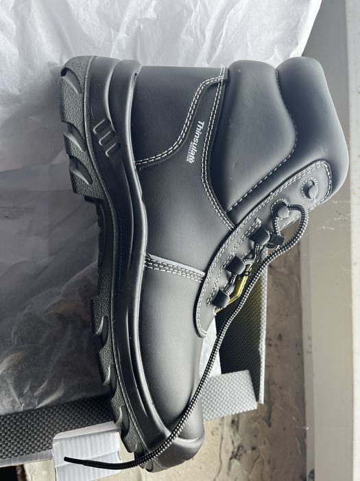 Продам зимове взуття