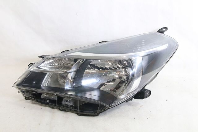 Reflektor Lampa Europa Toyota Yaris III 3 Lift 14-