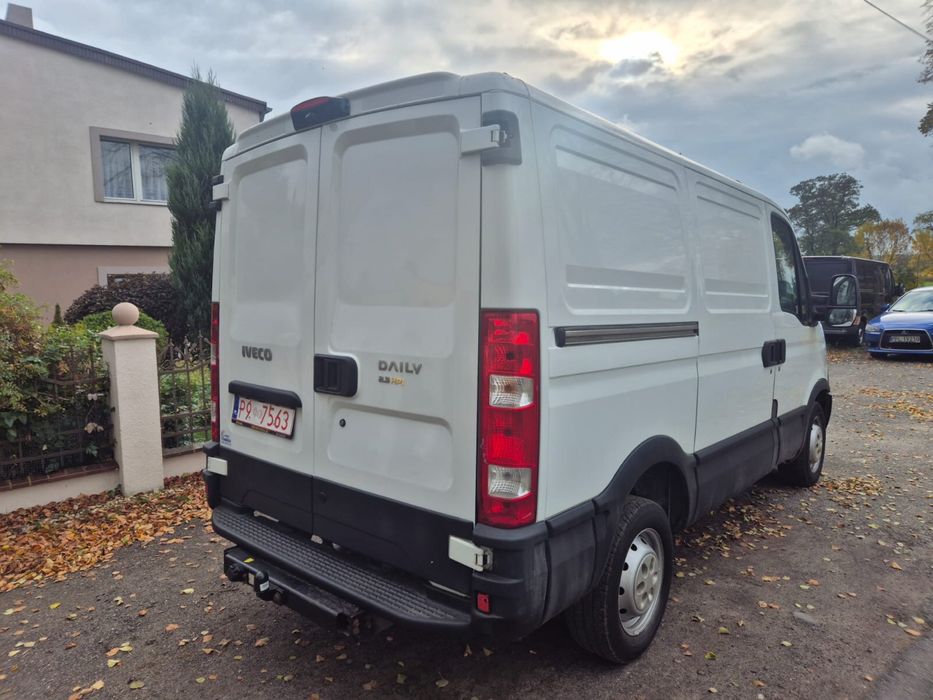 Iveco Daily klima, hak, 198 tys km udokumentowany przebieg.