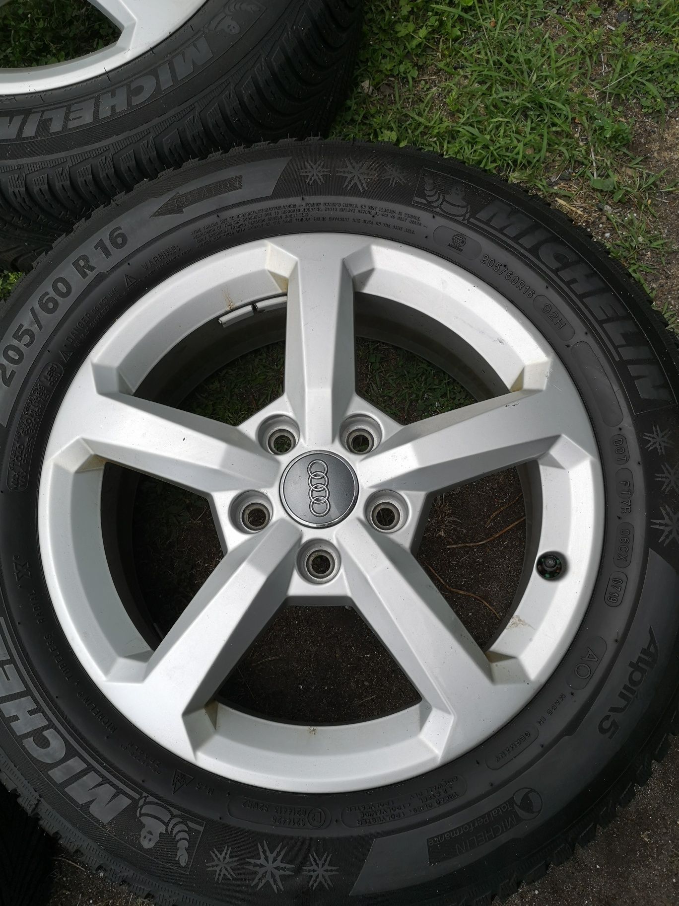 Felgi aluminiowe 5x112 16x6j et43 Audi VW Skoda