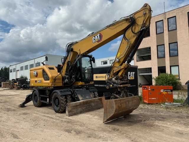 Koparka kołowa CAT M316