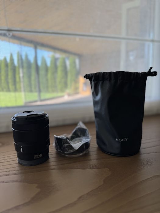 Обʼєктив Zeiss Vario-Tessar E 4/16-70 (на кроп)