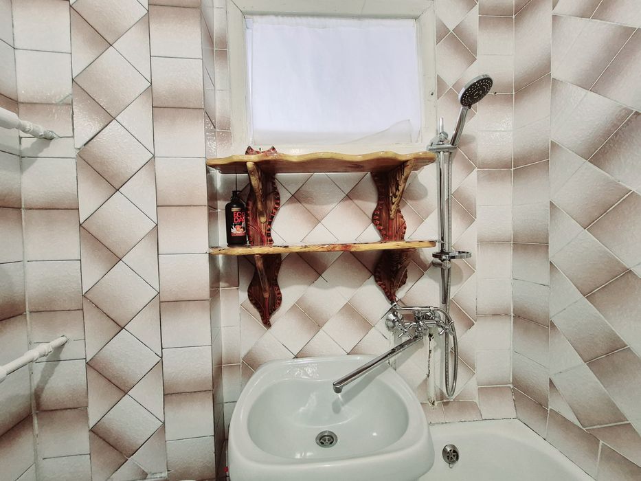 Здам 2к. квартиру на Космосі.