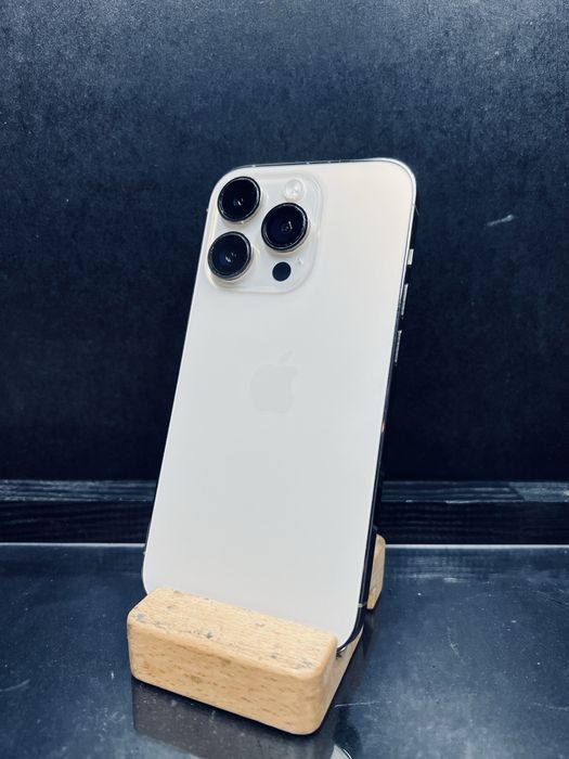 Iphone 14 pro 128 гб r-sim працює як неверлок