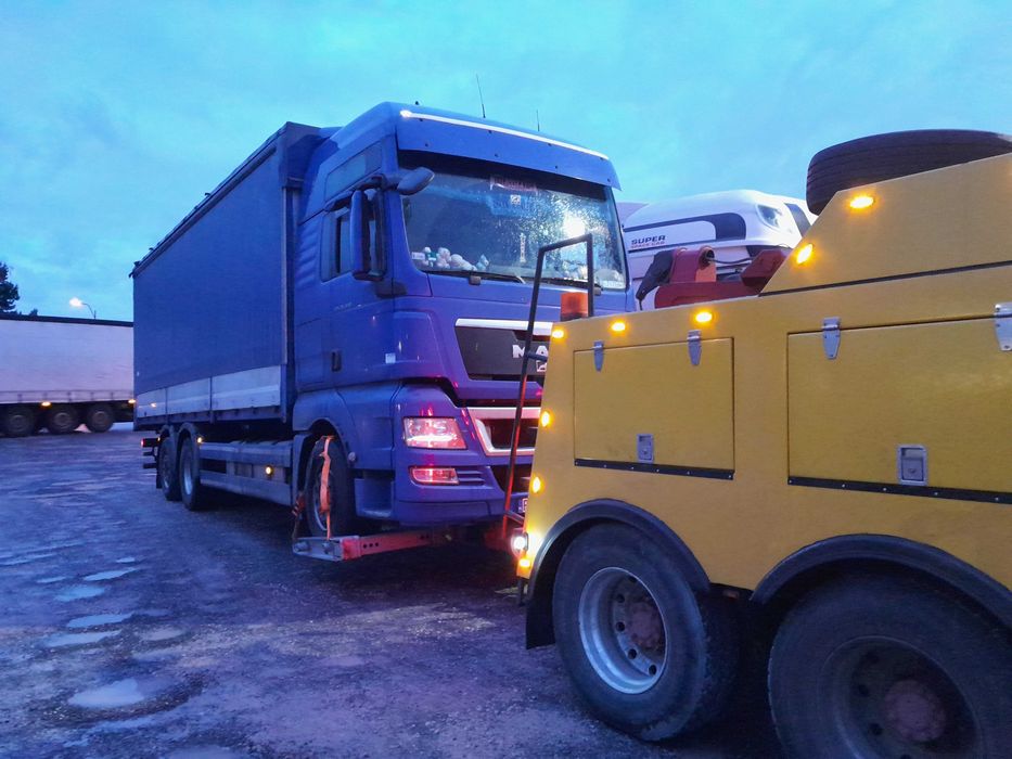 Pomoc Drogowa TIR holowanie cieżarowych S19 S74 S77 Stalowa Wola