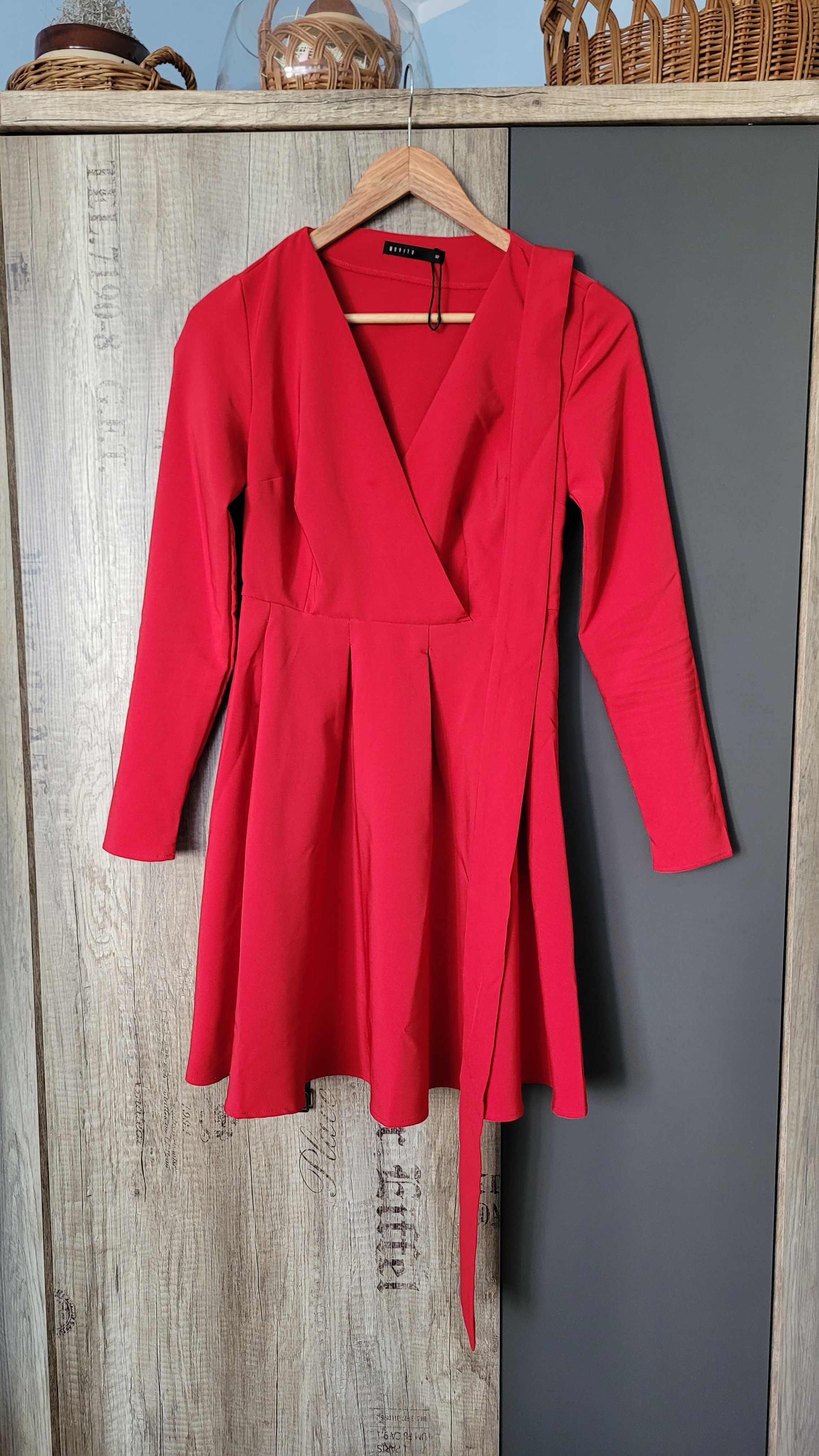 Piękna czerwona sukienka mini kopertowy dekold Mohito 32 XXS