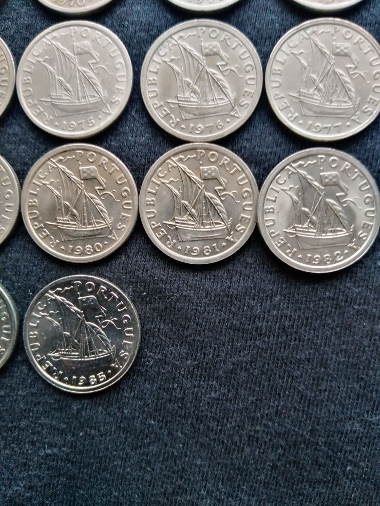 Coleção de moedas de 2.5 escudos