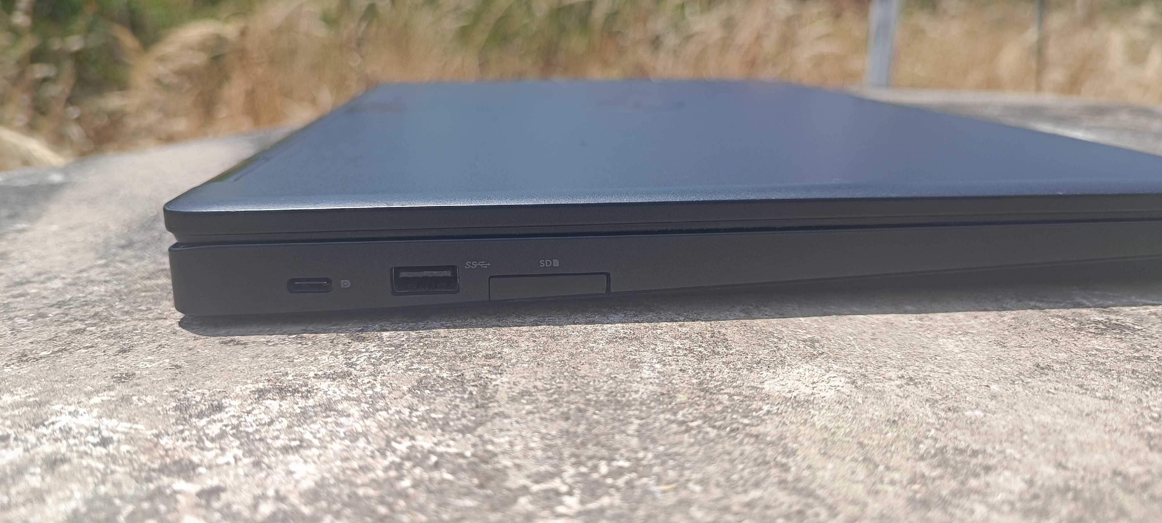 Portatil Dell Latitude 5580 i7-7600U/16GB RAM/512GB/Win11Pro