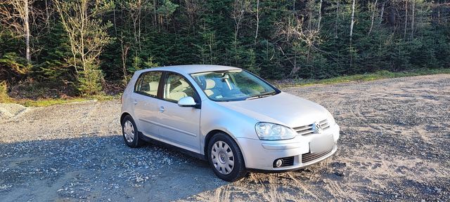 Volkswagen Golf 1.4 benzyna 2006 r