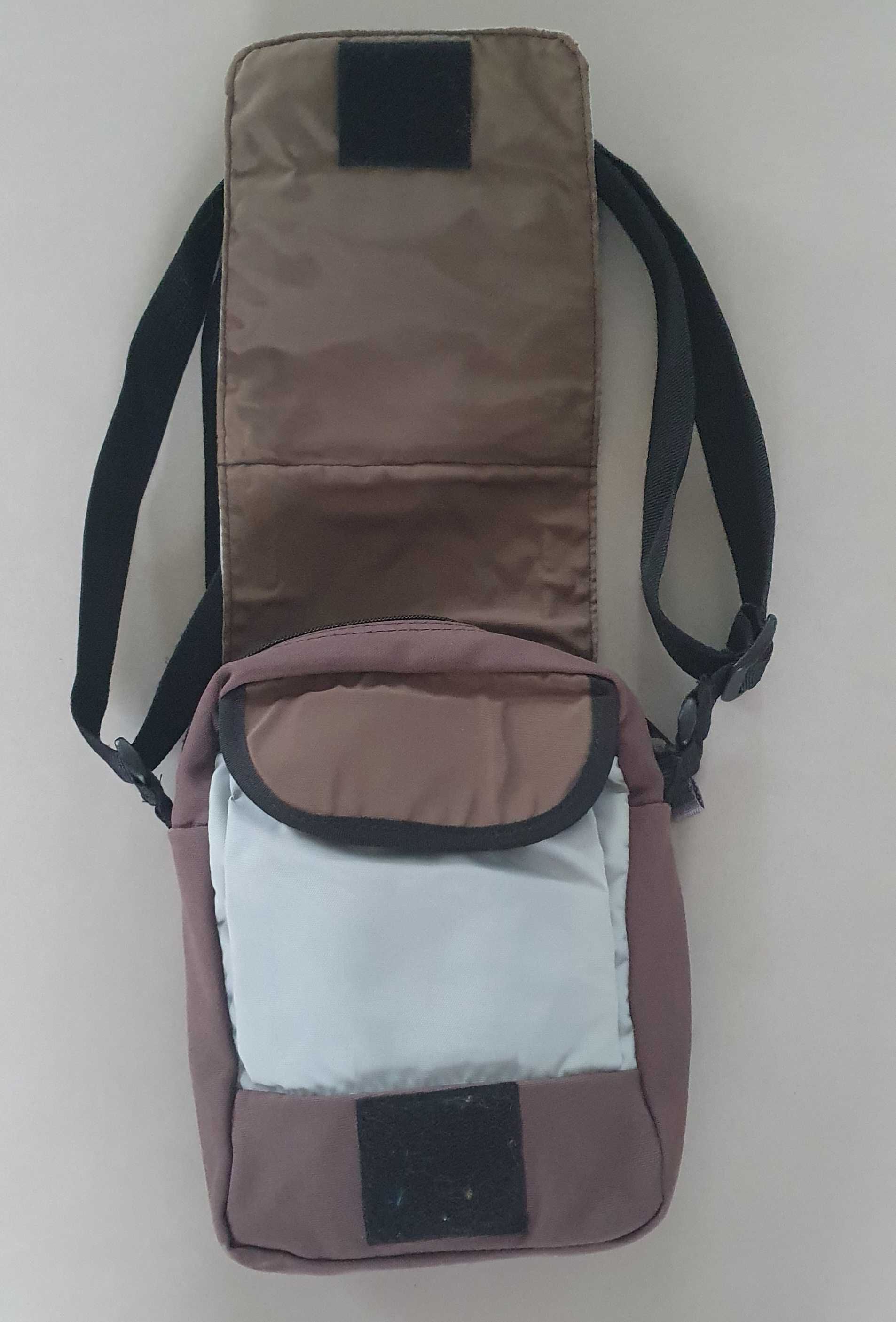 Torebka sportowa unisex z paskiem dużo kieszonek