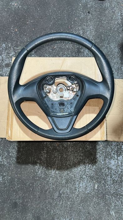 Volante Ford Fiesta V