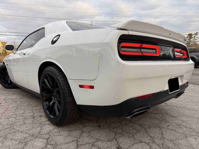 2018 Dodge Challenger SRT