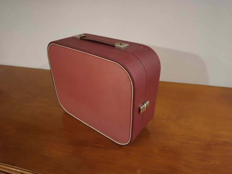 Stary sprawny gramofon