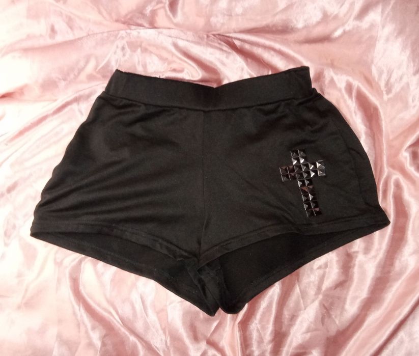 шорти чорні з хрестом у вигляді страз y2k