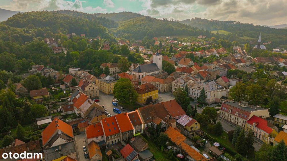 OKAZJA! Kamienica w sercu miasta – idealna pod restaurację lub hotel!