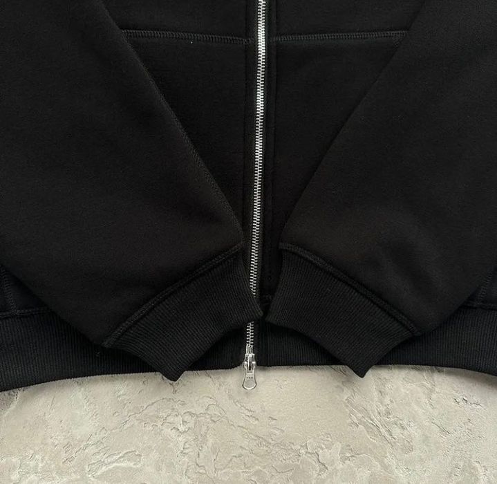 зіпка Corteiz HMP