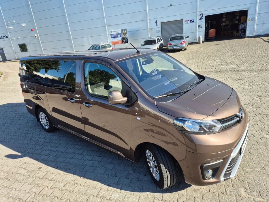 Toyota ProAce 77 500 zł netto, Proace Verso LONG, Business + Pakiet Comfort Business