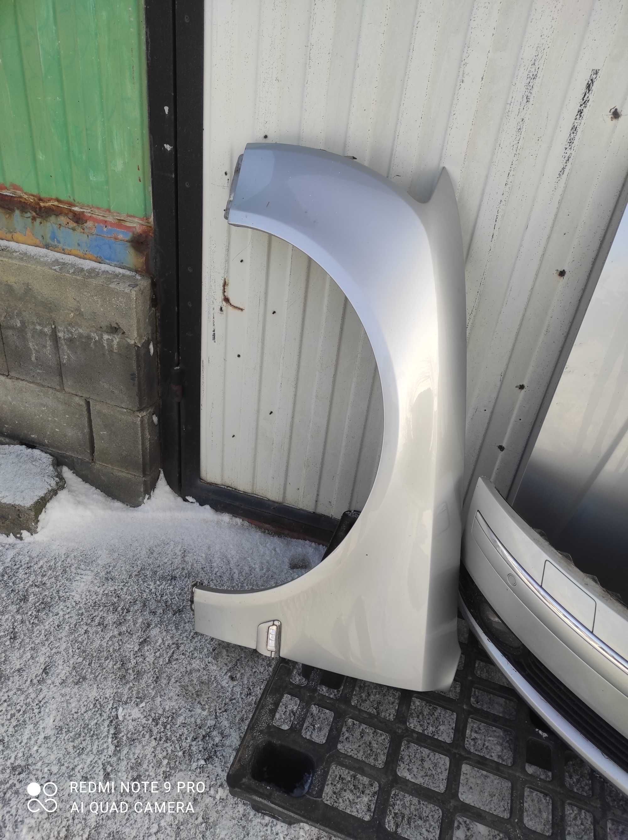 Audi A8 D3 LIFT LA7W maska zderzak Xenon błotnik wzmocnienie