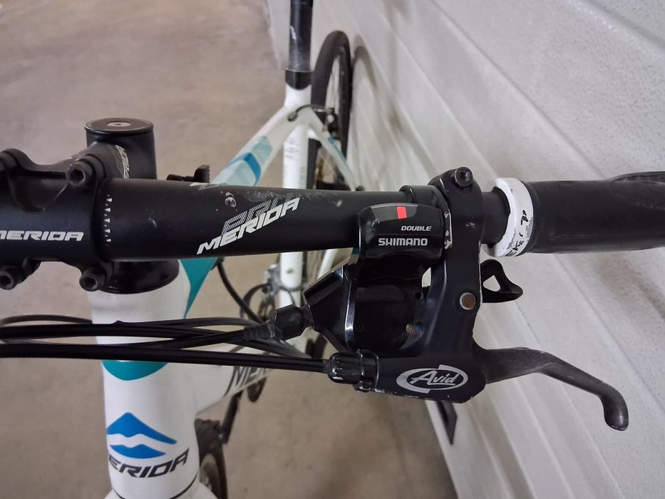 Vendo Bicicleta de senhora Merida