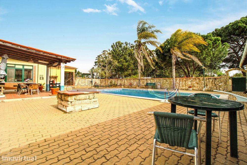 Moradia T2 em Foros de Salvaterra (F676)