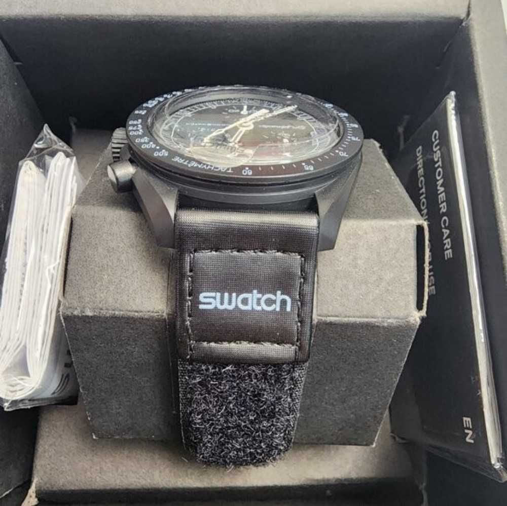Snoopy x Omega x Swatch SO33B700 - Nocna Faza Księżyca w Zegarku