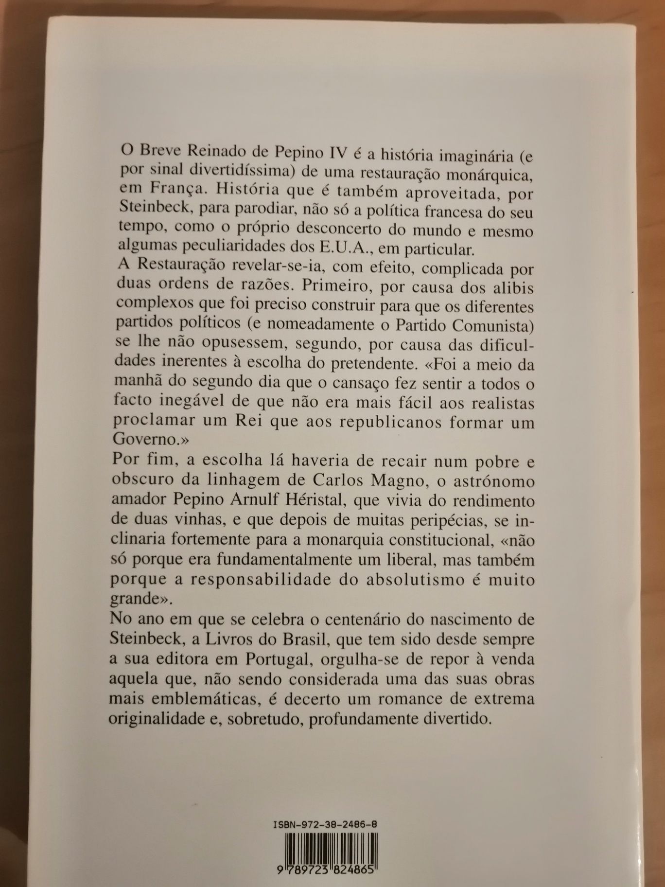 Livros de autores variados, muito bom estado