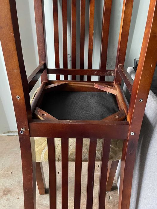 Krzesła komplet 4 szt