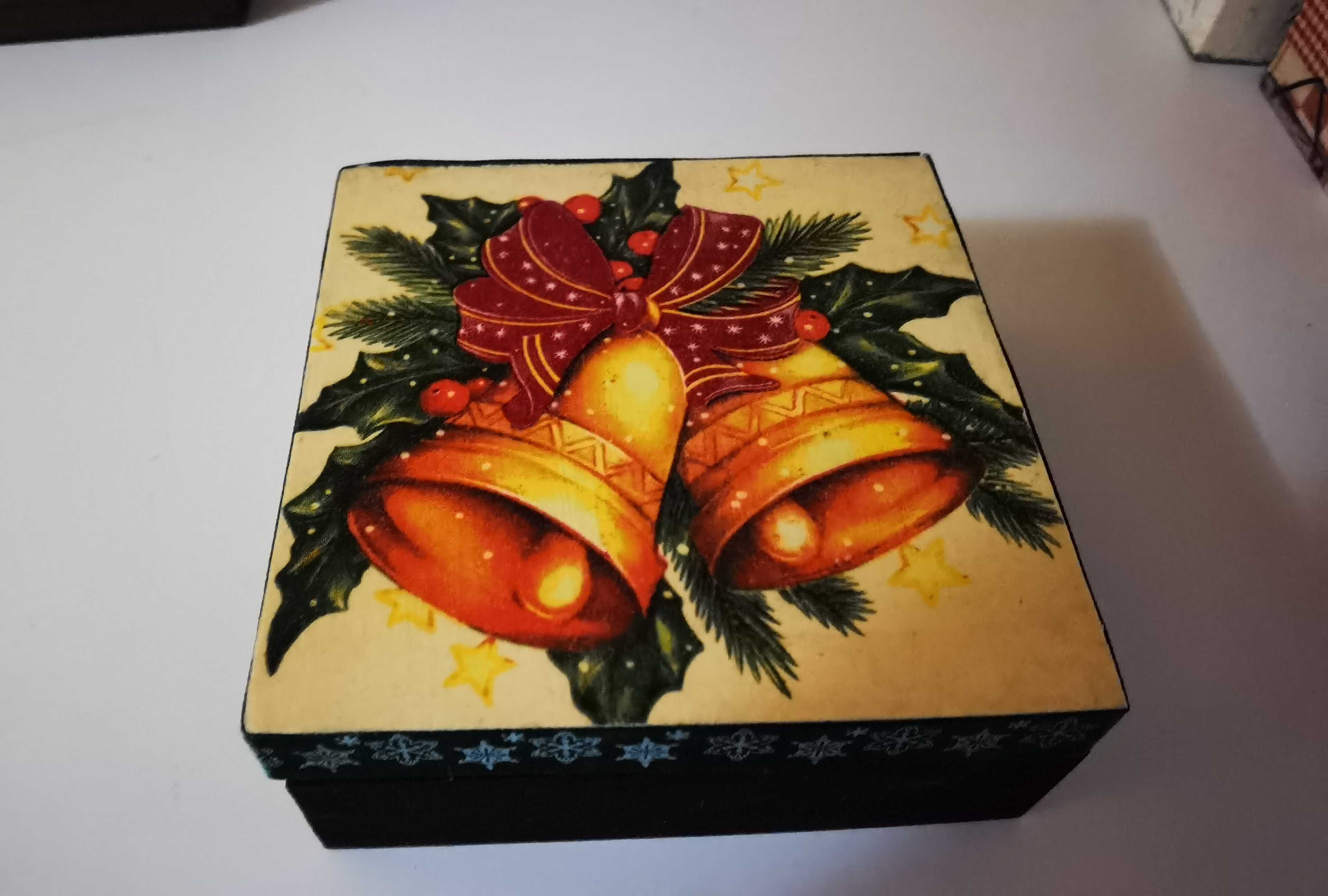 Szkatuła szkatułka pudełko ozdobne świąteczne dzwony