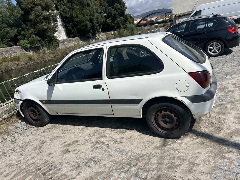 Ford fiesta comercial