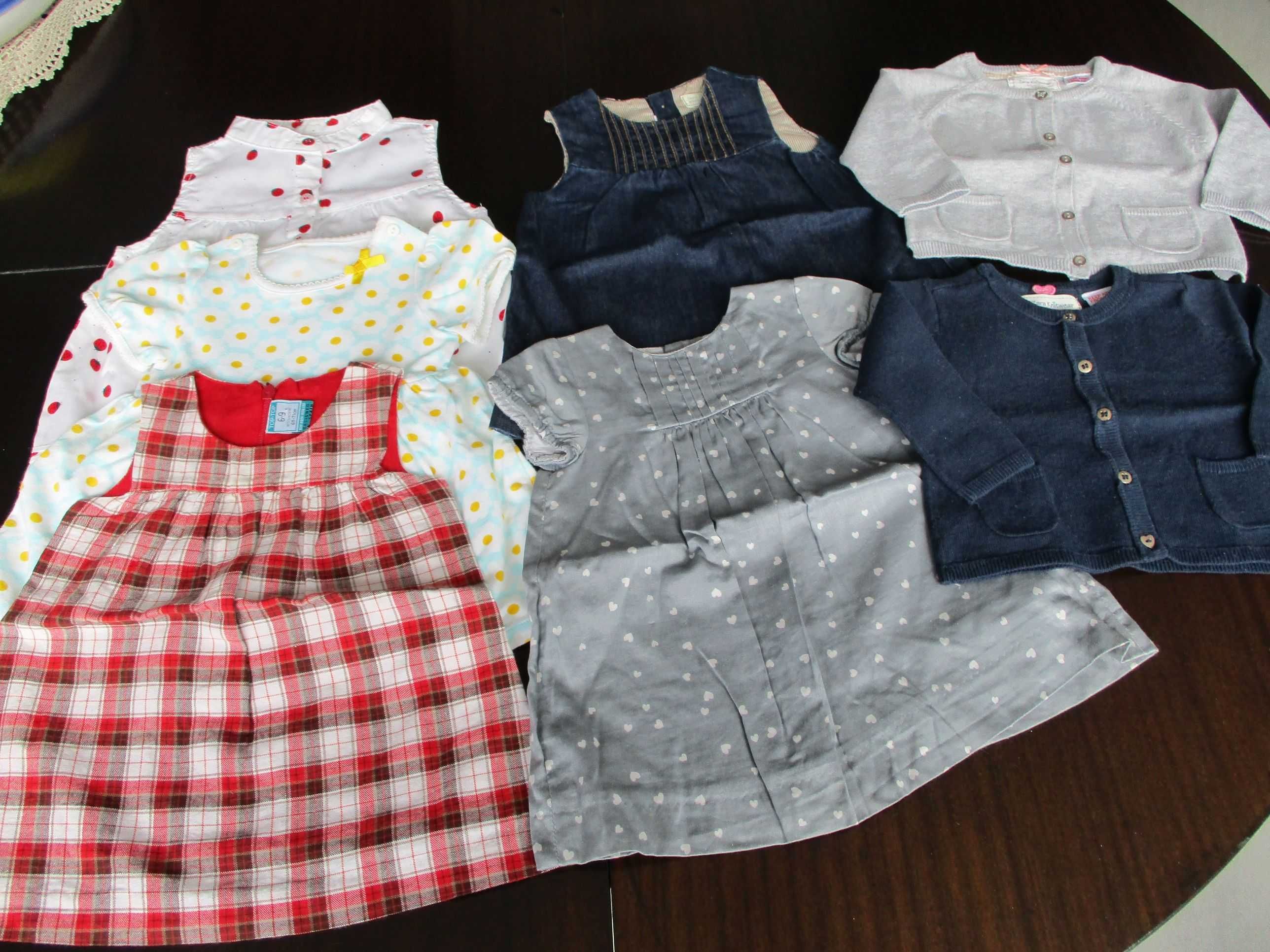 Lote roupa bebé menina 5 vestidos + 2 casacos malha 3-9 meses Zara etc