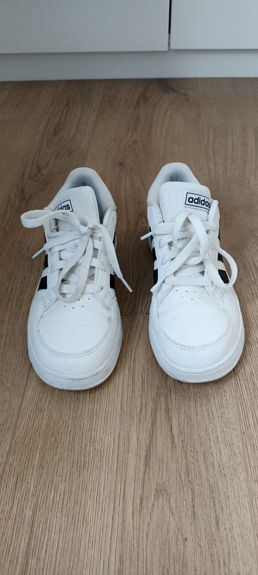 Ténis Adidas Breaknet