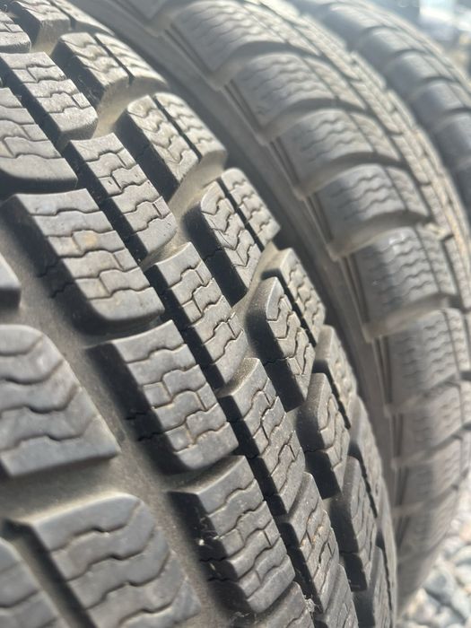 Продам  зимові шини Michelin 185/55R15