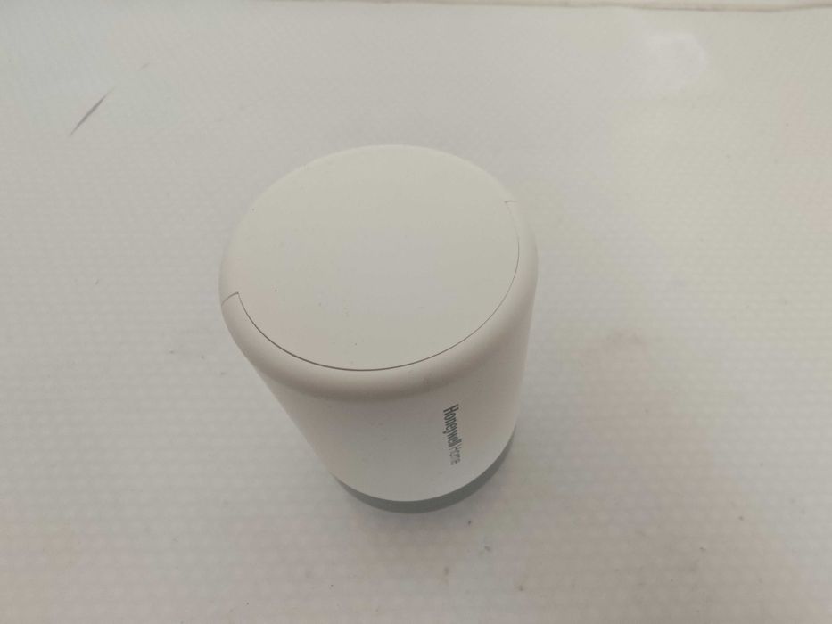 Programowalna głowica termostatyczna Honeywell Home HR27 | 1 sezon