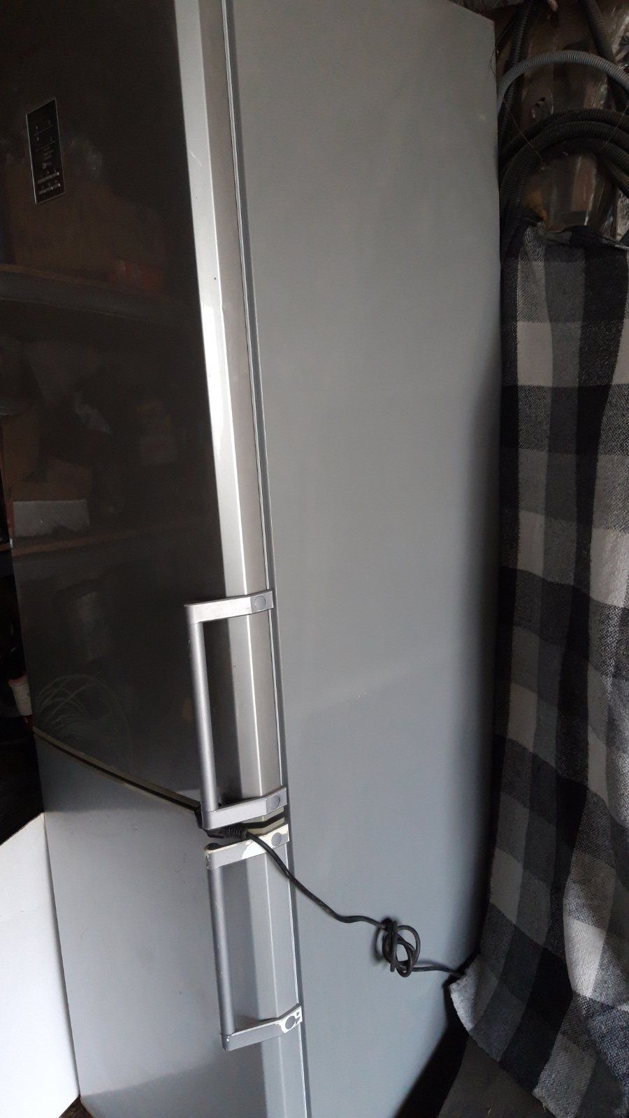 Холодильник Samsung