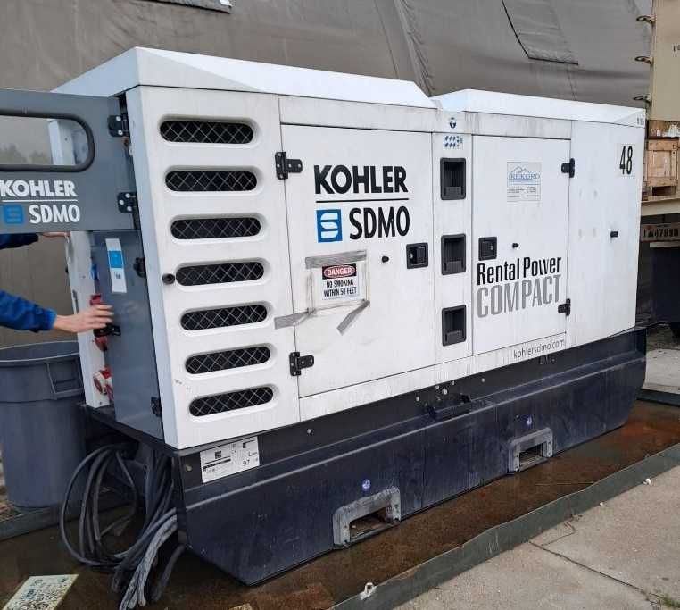 Agregat prądotwórczy SDMO R165 C3 120 kW Perkins trójfazowy 3 fazy