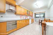 Apartamento T3 / Arrendamento / Cozinha Equipada / Rua Miguel Torga /